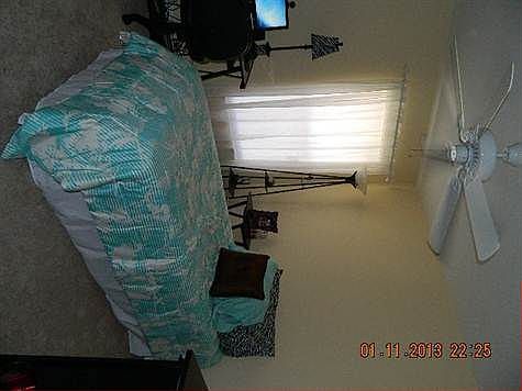 3rd image of 201 SE 22nd Ter