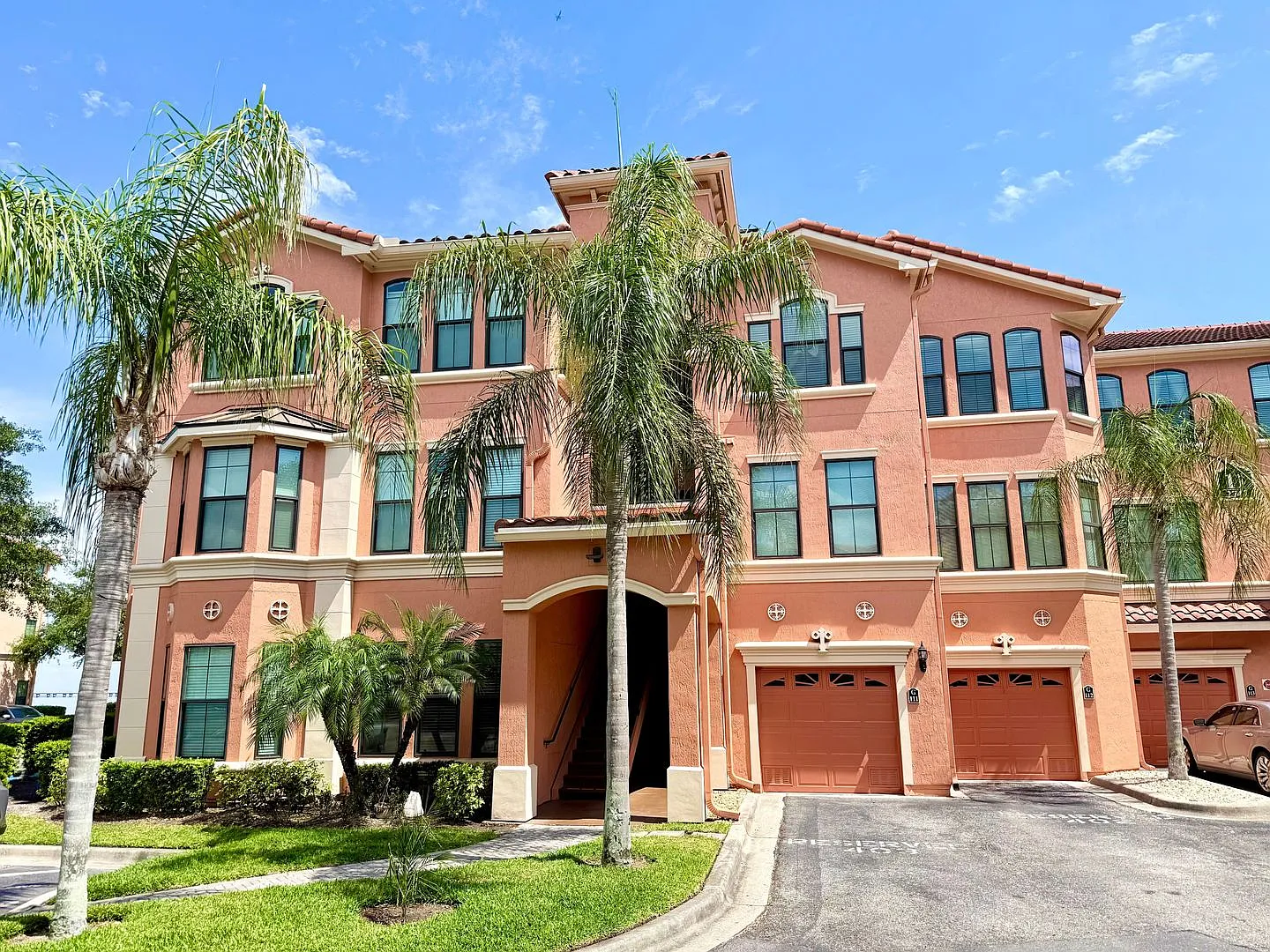 Furnished waterfront 2Bedrooms / 2Baths condo | Resort-style living in Grand Venezia! — Photo 1