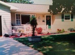 320 John St, Bryan, OH 43506