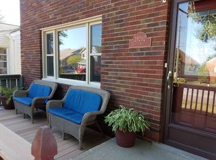 29202 Lowell St APT 2, Gibraltar, MI 48173