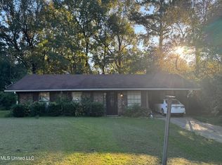 336 Melba Hill Dr, Jackson, MS 39209