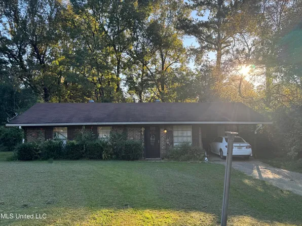 336 Melba Hill Dr, Jackson, MS 39209