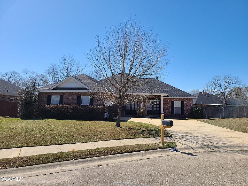 1st image of 14351 W Carriage Cir