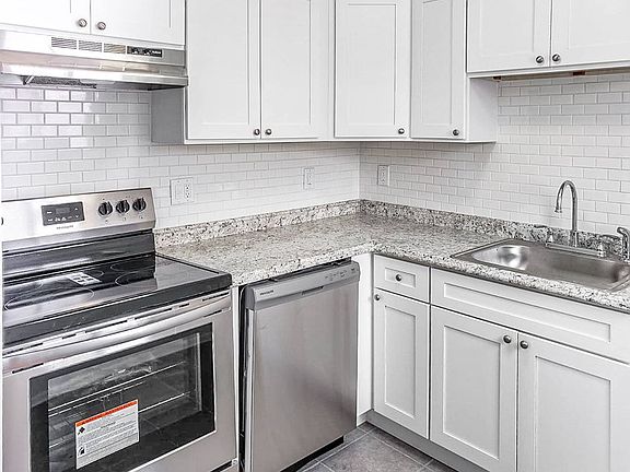 3rd image of 35 Flagler St #G01