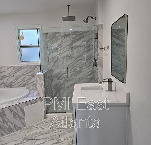 2275 Country Club Ln SW — Photo 10