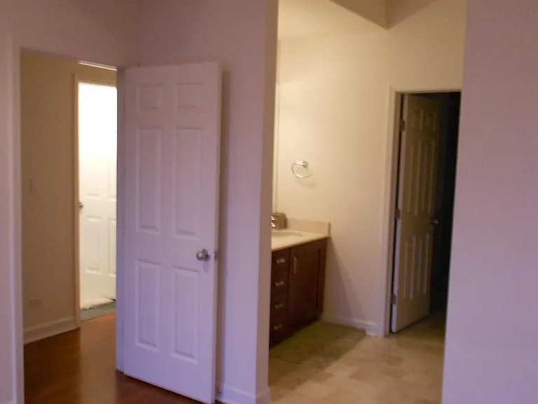 1513 N Milwaukee Ave — Photo 10