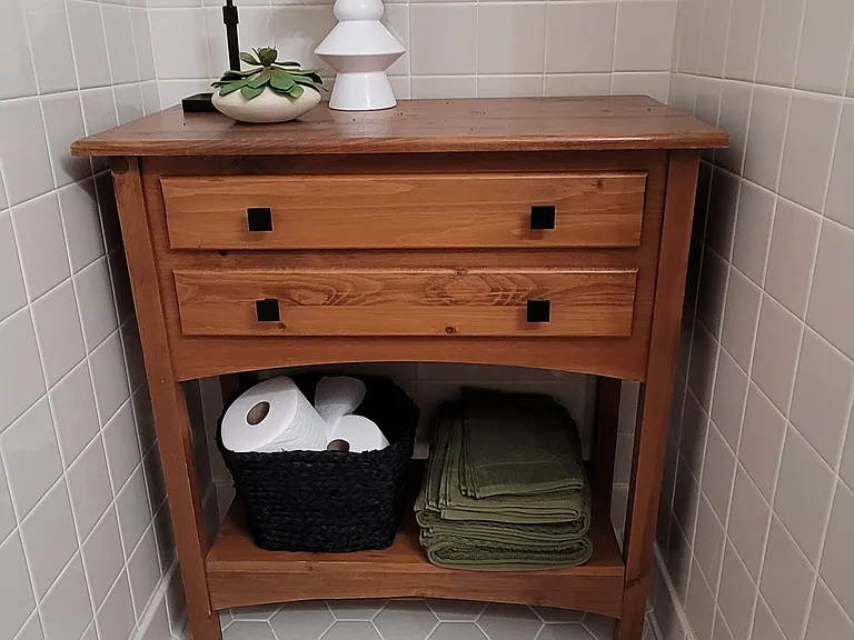 Cabinet nook for towels etc in second floor en-suite bathroom with shower