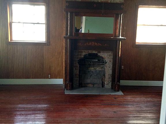 4th image of 705 Walker Ave