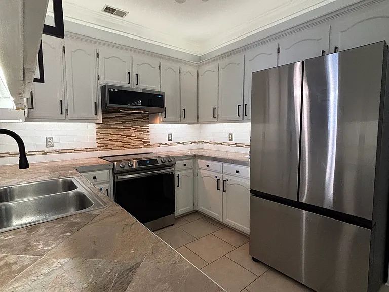 112 Landing Dr — Photo 6