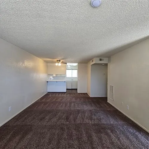 1414 W Clinton Ave Photo 1