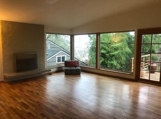 3027 Fauntleroy Ave SW, Seattle, WA 98126