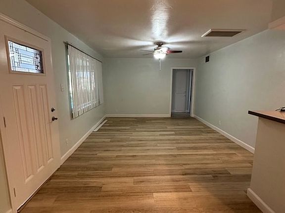 4th image of 288 N Hartford St APT 3