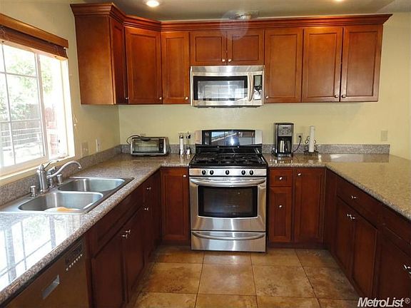 5th image of 7707 Abaline Way