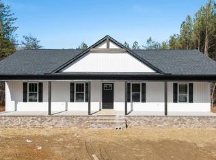 647 Community Rd, Dillwyn, VA 23936