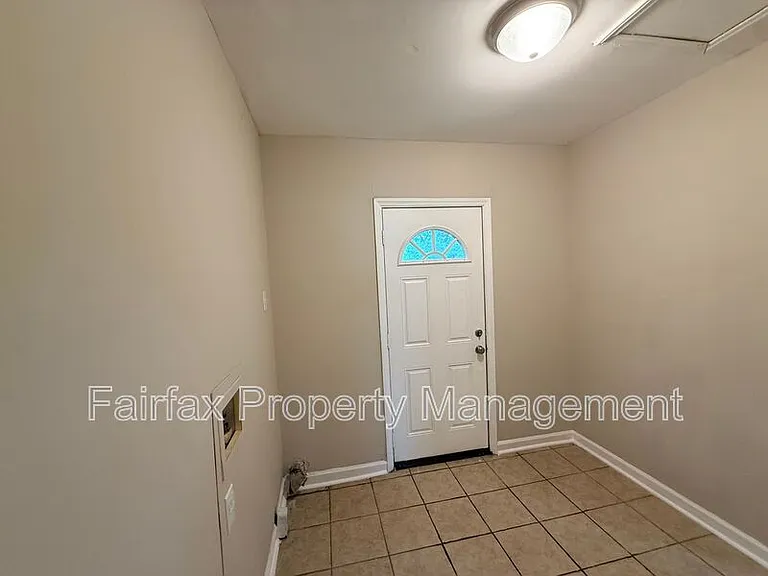 912 Massey Ave — Photo 19
