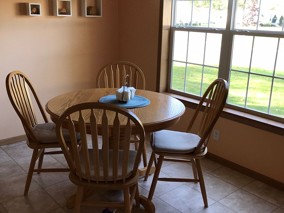 1st image of 6 Kenneally Blvd