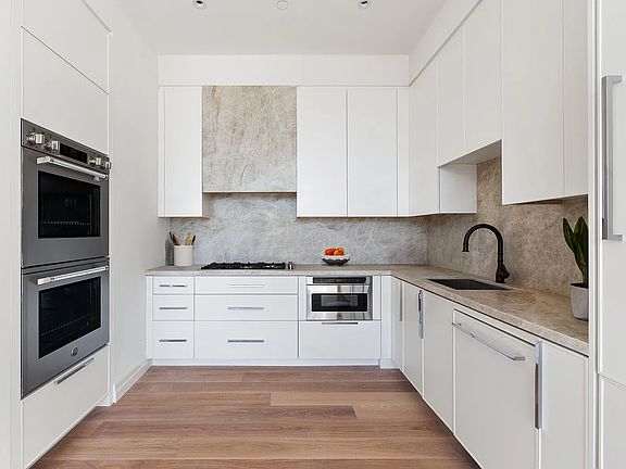 2nd image of 15 W 96th St #17A