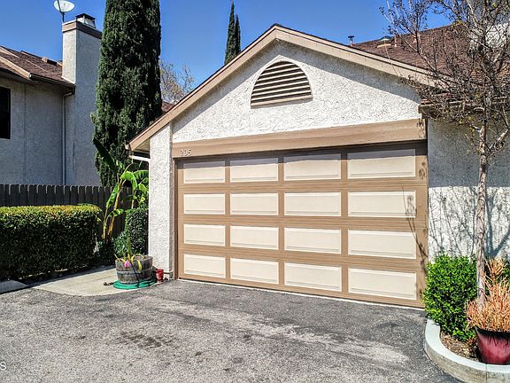 2nd image of 205 Ute Ln