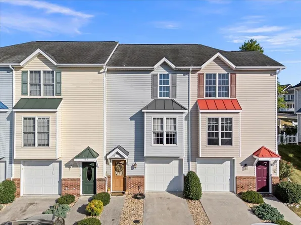 1123 Patrick Henry Pl, Harrisonburg, VA 22802