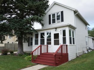 623 Illinois Ave SW, Huron, SD 57350