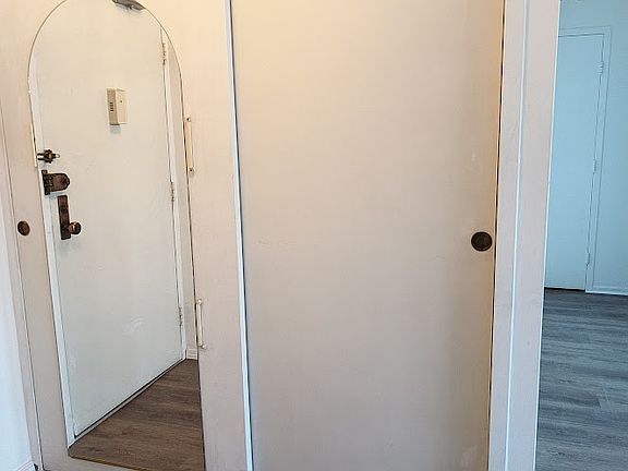 5th image of 5757 N Sheridan Rd