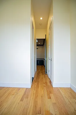 Rented by Lodger Corp | media 23