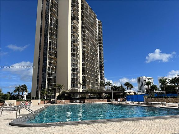 4th image of 20335 N Country Club Dr APT 206