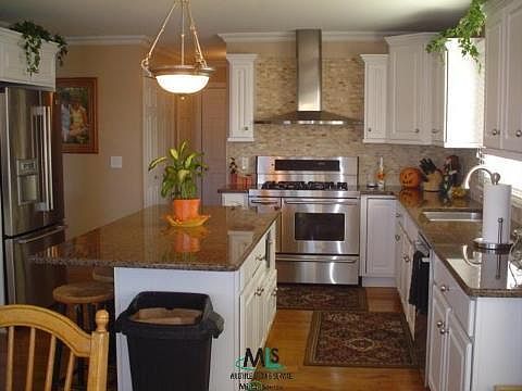 5th image of 26575 Autumn Lake Dr
