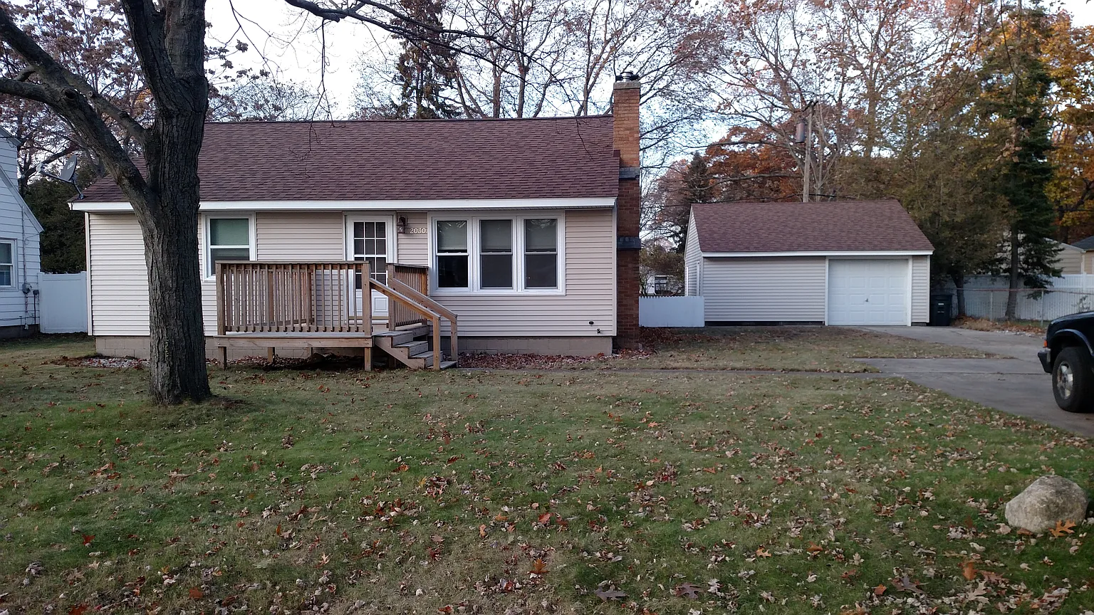 2030 Seminole Rd photo 1