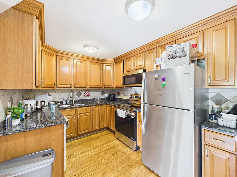 2210 S Goebbert Rd #226 — Photo 11