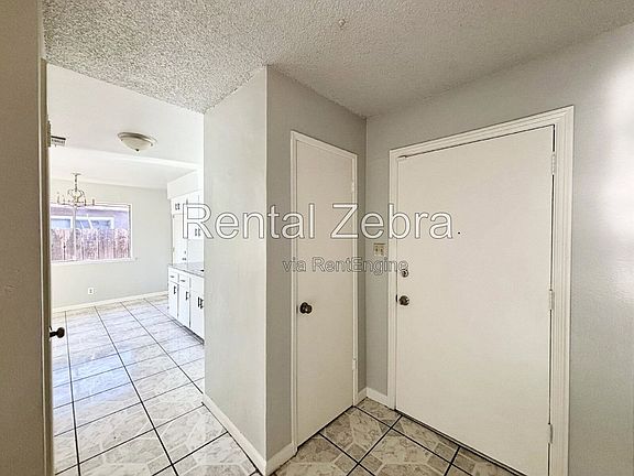 3rd image of 3282 Phoenix Way