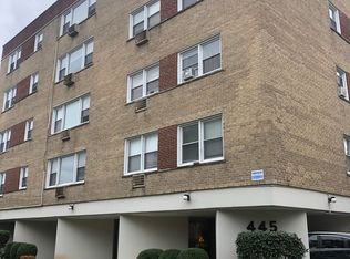445 Sherman Ave APT 304, Evanston, IL 60202