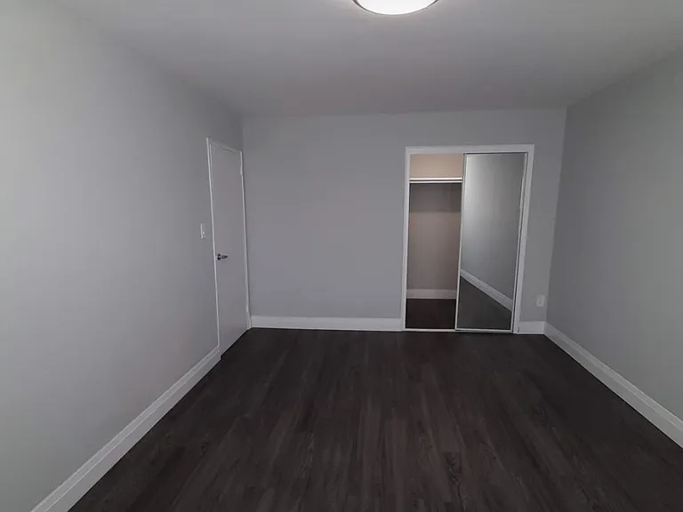 5 Benlamond Ave #212 — Photo 4