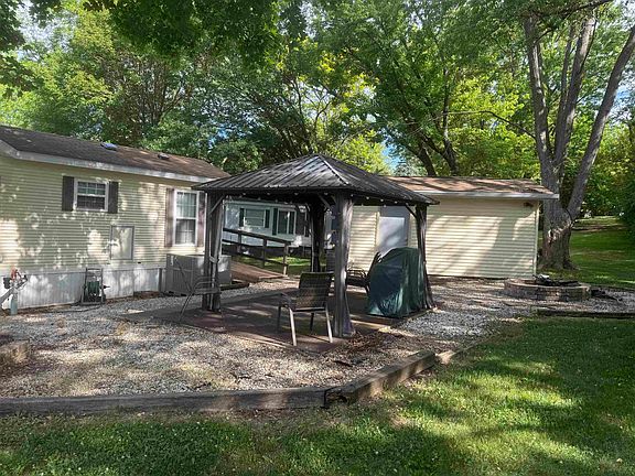 2nd image of 354 Skyline Dr