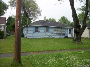 2740 Cloverbank Rd, Hamburg, NY 14075