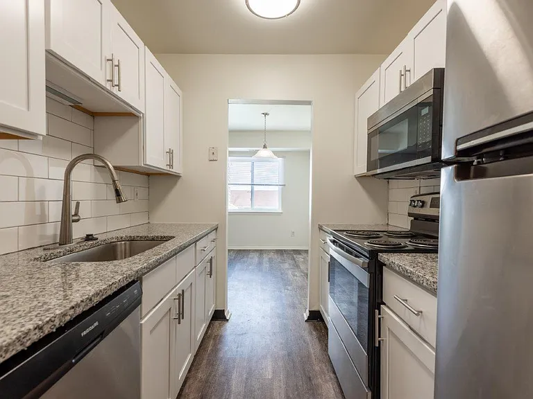 The Meadows Apartment Homes — Photo 3