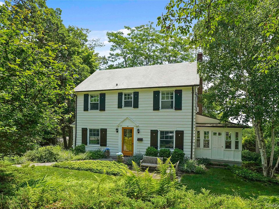 1st image of 40 Floral Drive
