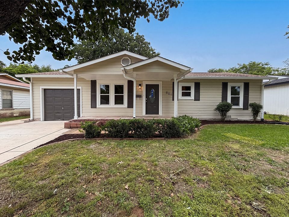 1st image of 801 Cannon Dr