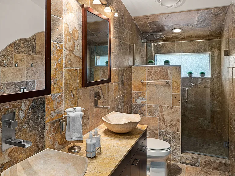123 Foothills South Dr — Photo 19