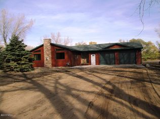 17445 Meadow Lake Rd, Watertown, SD 57201