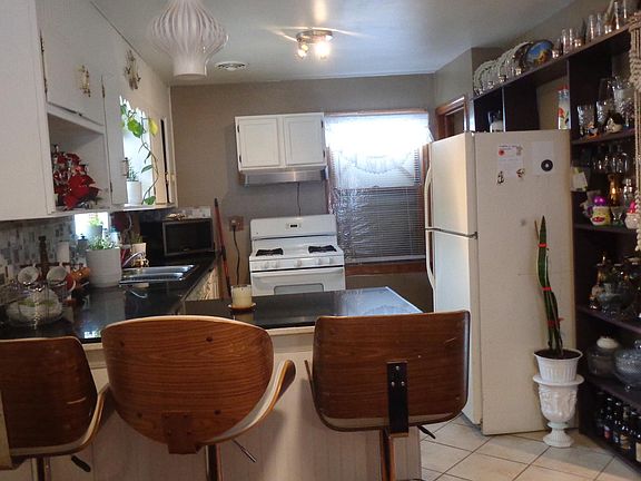 5th image of 3522 S 54th Ave