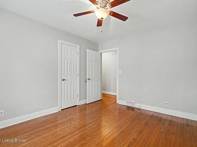 4411 Southern Pkwy #1 — Photo 12