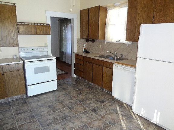 4th image of 474 11th St