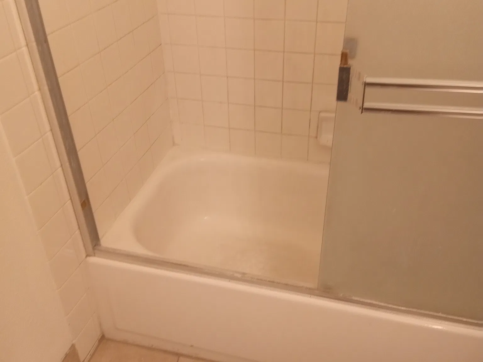 2 bed, 903 sqft, $2,700 — Photo 3