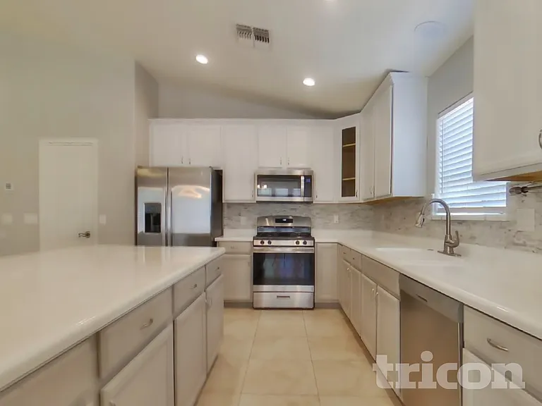 17775 W Eugene Ter — Photo 6