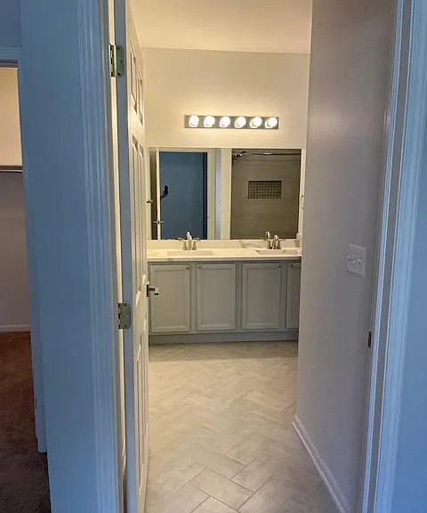 11752 Farmington Rd #31 — Photo 5