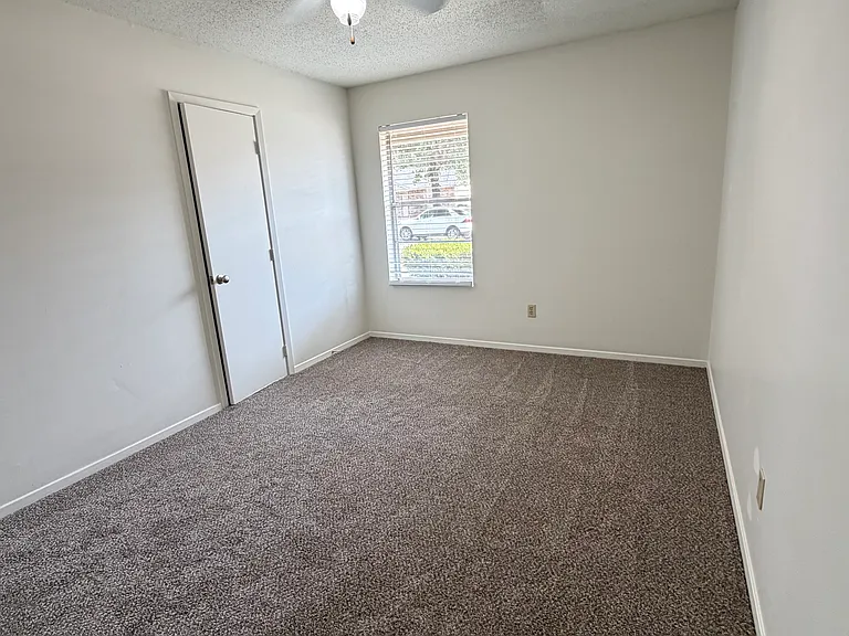 9 Southland Ct — Photo 7
