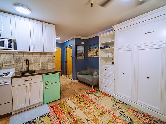4th image of 1940 Prospector Ave #407