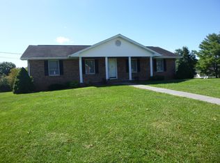 514 Old Hickory Dr, Mt Carmel, TN 37645
