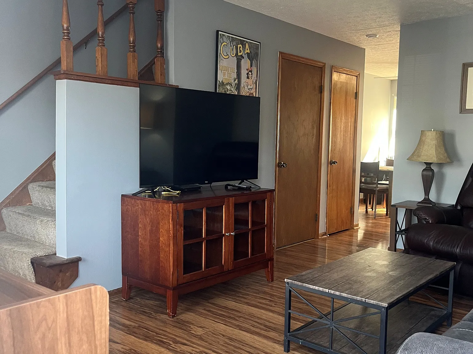 2 bed, 1.5 bath, 1350 sqft, $2,000 — Photo 2